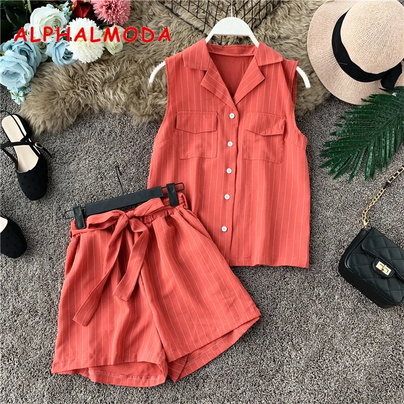 Женский костюм ALPHALMODA комплект из двух предметов топ без рукавов с отложным