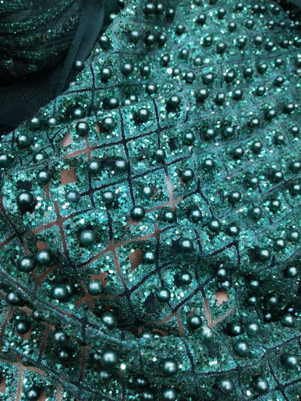 

Free shipping 5 yards SU-D26101 Tulle lace with beaded for everning dress, glued Glitter powder lace fabric for party