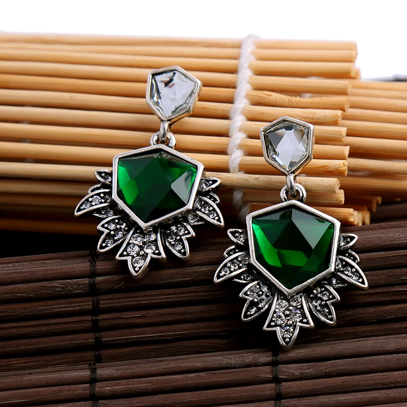 2017 новые популярные брендовые зеленые кольца с подвесками в виде листьев