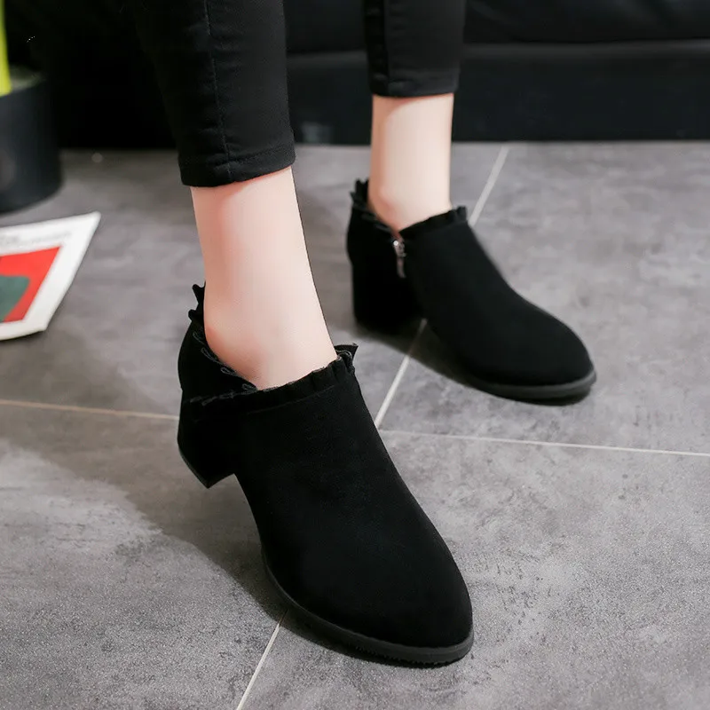 Горячие осенне зимние женские ботинки однотонная Европейская Дамская обувь martin