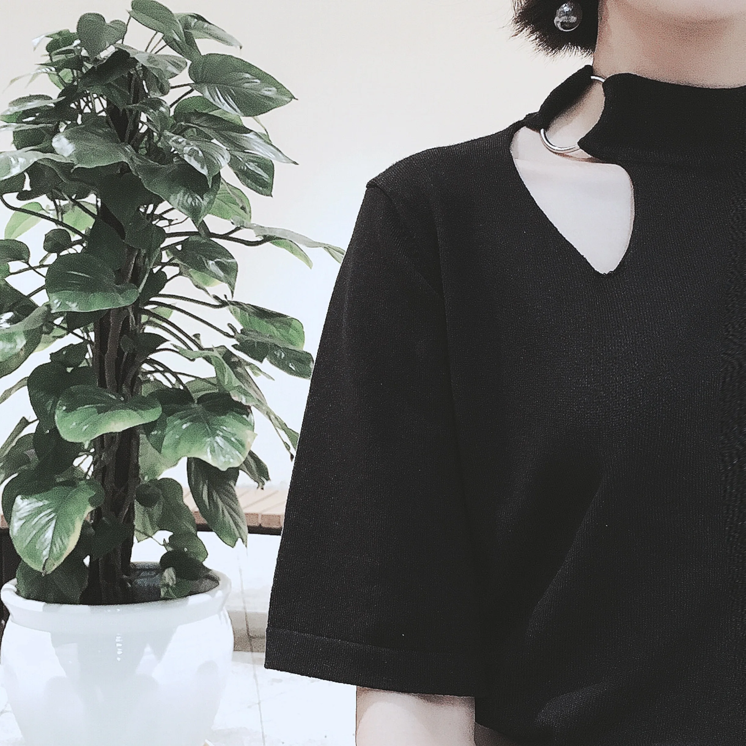 Женская летняя футболка с коротким рукавом и вырезами Lychee|Футболки| |