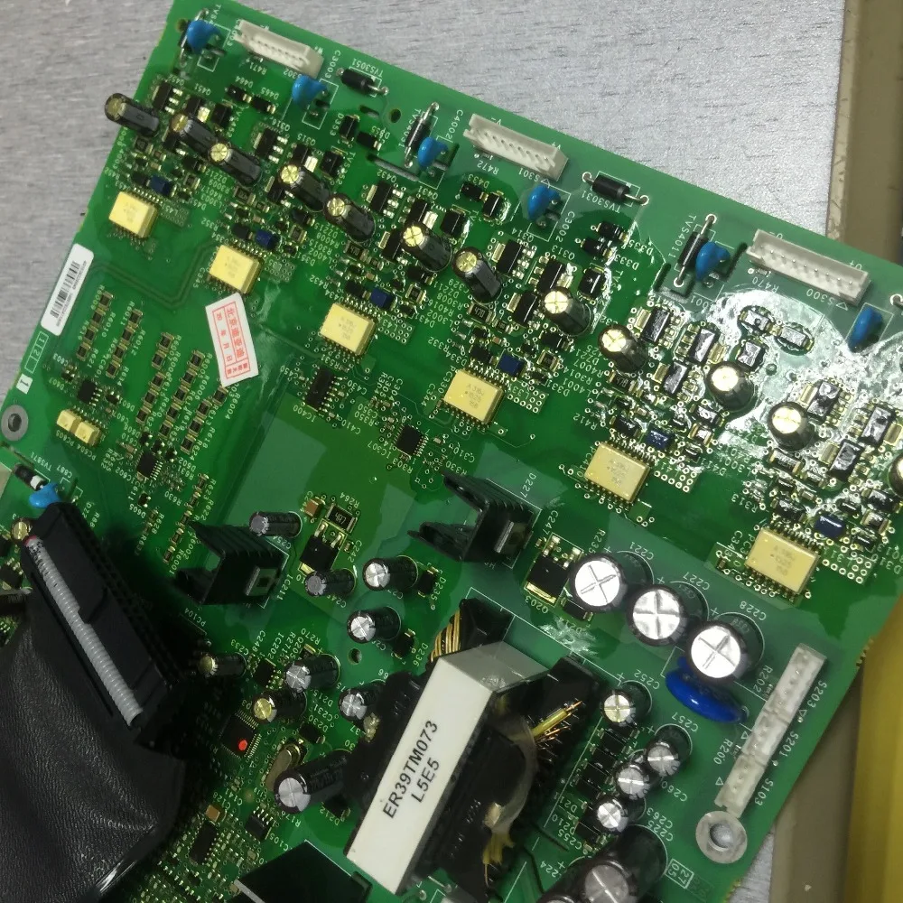 Новые аксессуары для инверторов Schneider atv61/atv71 серии 55 кВт с питанием