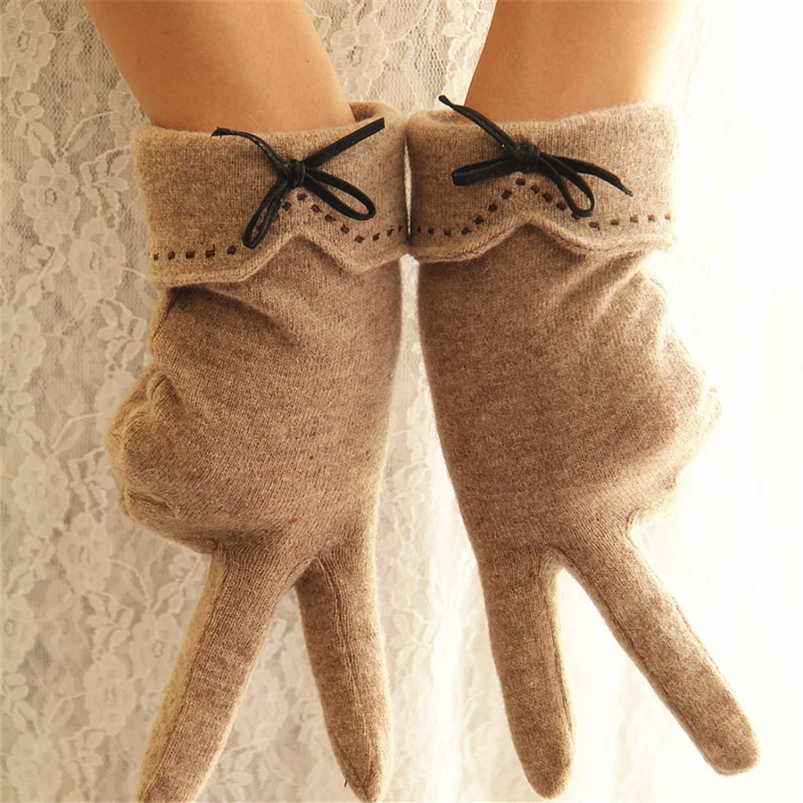 

Women Wool Cashmere Touch Screen Gloves Dotted Embroidery Leather Bow Autumn/winter Warmth Finger Ladies Gloves ST002-5