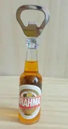 Черный 1 шт. креативные в форме бутылки пива магнитный холодильник палка украшения дома характеристика открывалка для бутылок без воды ME 010 - Цвет: Черный