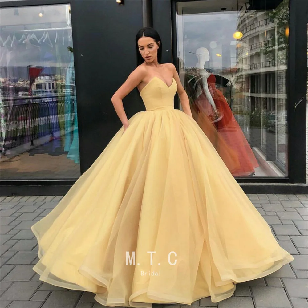 

Gorgeous Champagne Organza Ball Gown Arabic Evening Dress 2019 Sweetheart Floor Length Custom Made Prom Gowns High Quality