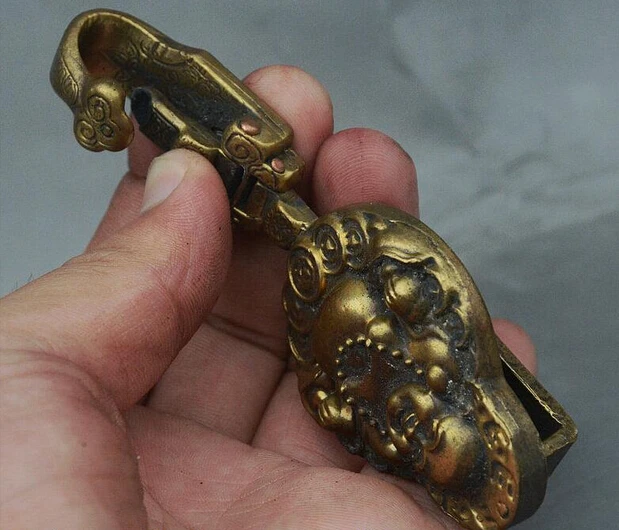 ZSR919+++11CM Old China Bronze Copper Buddhism Happy Maitreya Buddha Belt Buckle Statue | Дом и сад