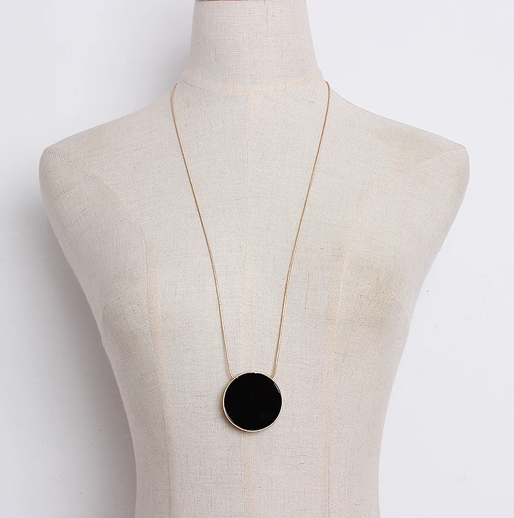 [EAM] New Fashion Temperament Black Circle Crystal Pendant Sweater Necklace Women's Accessories S#N43400 - Окраска металла: black