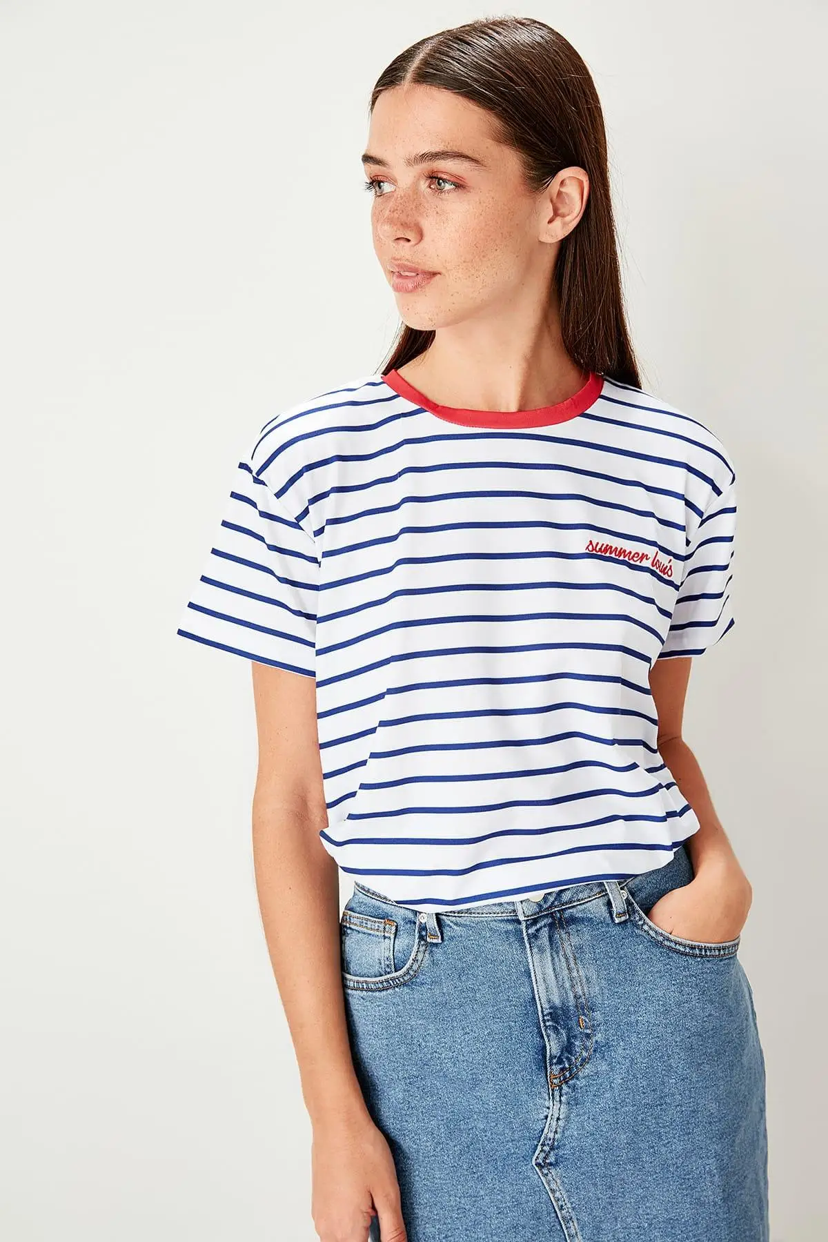 Trendyol темно синие полосатые Базовые Трикотажные футболки TWOSS19TS0042|Футболки| |