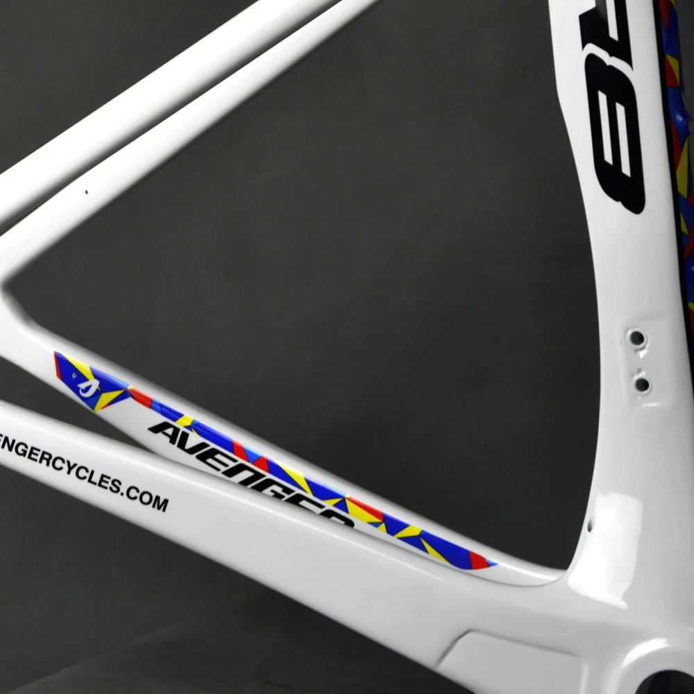 Новая рама из углеродного волокна Avenger R8 аэродинамическая для дорожного