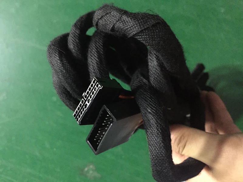 

Special 6M Extended Cable For CHSTEK/BMW/BENZ Car DVD, this item don't sell separately.