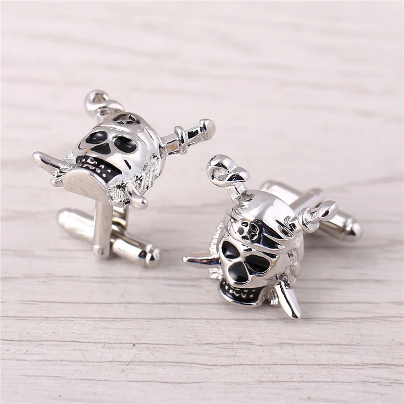 

Мужские классические запонки из сплава, Пираты Карибского моря, в подарок, по мотивам фильма «Капитан Джек»