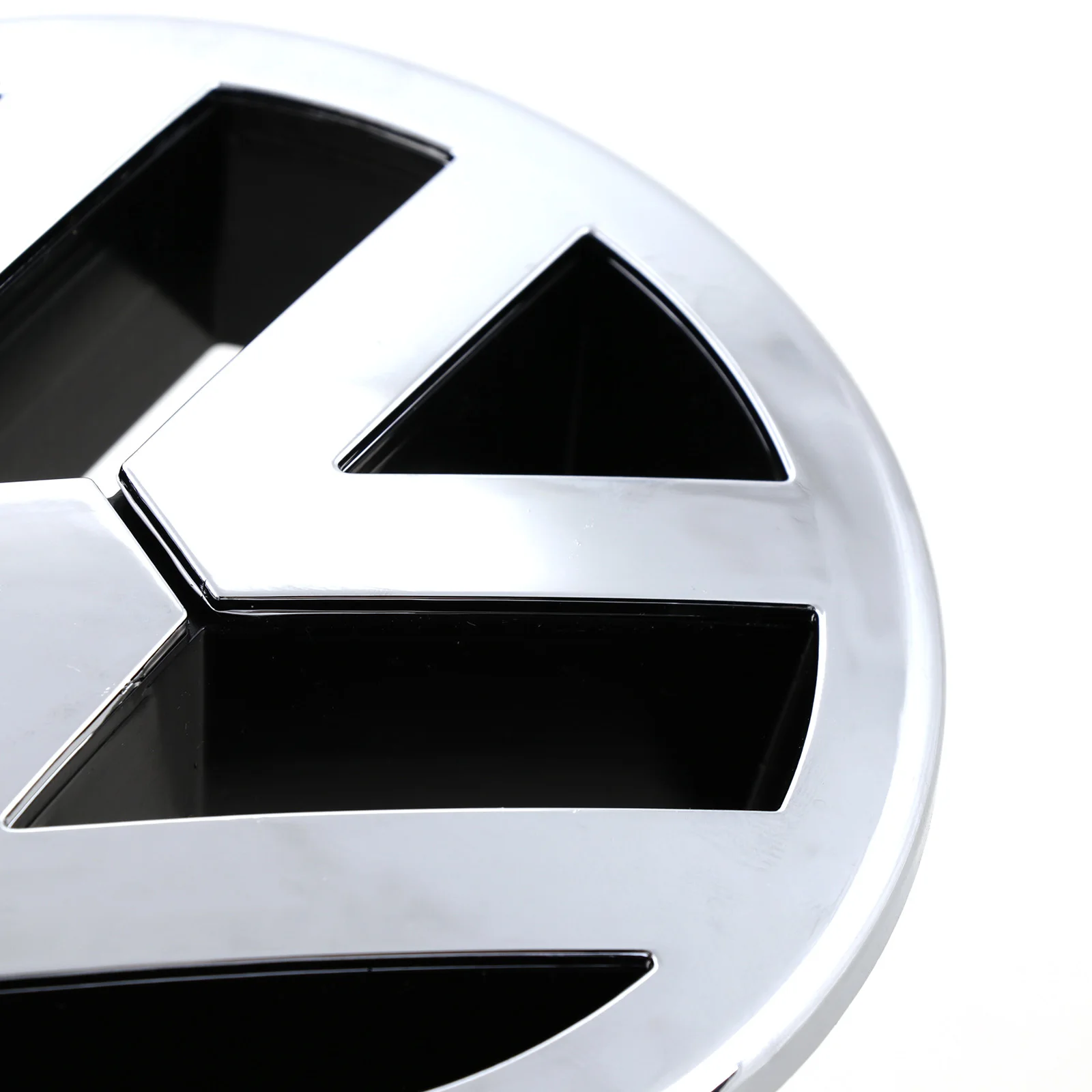 Эмблема для переднего радиатора автомобиля 125 мм хром 1T0 853 601 A VW Jetta GLI GTI EOS Rabbit 2006