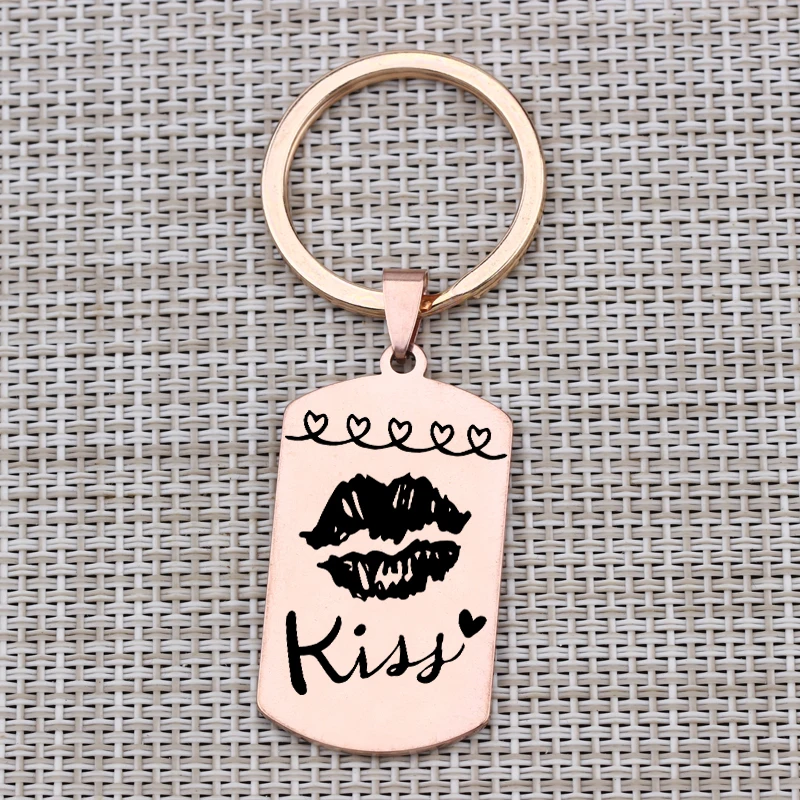 Брелок Kiss ювелирные изделия из нержавеющей стали трендовые 3 цвета на выбор для