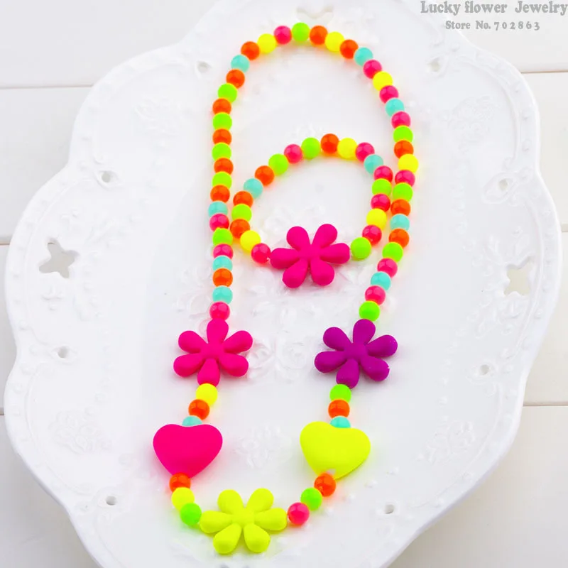Любовь Цветы Дети Летний стиль ожерелье браслет ребенок сладкий аксессуары для