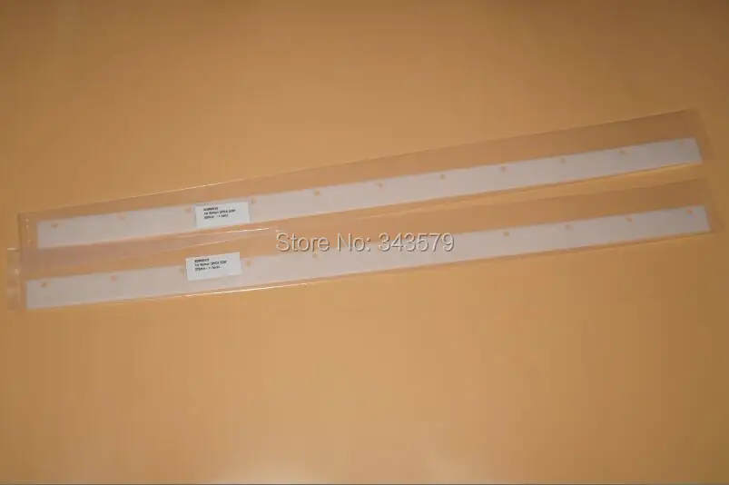 Смывочное лезвие Komori S29P 820x36x1mm.11 отверстий офсетная печатная машина Komori|printed