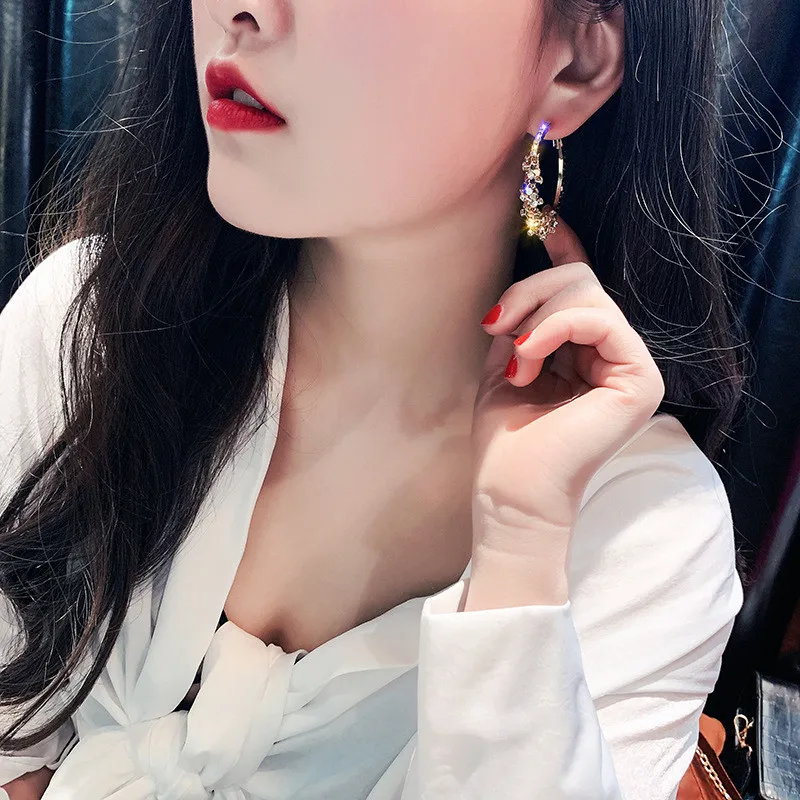FYUAN Round Geometric Hoop Earrings for Women Bijoux Bohemia Gold Sequin Statement Earring Fashion Jewelry Party Gift