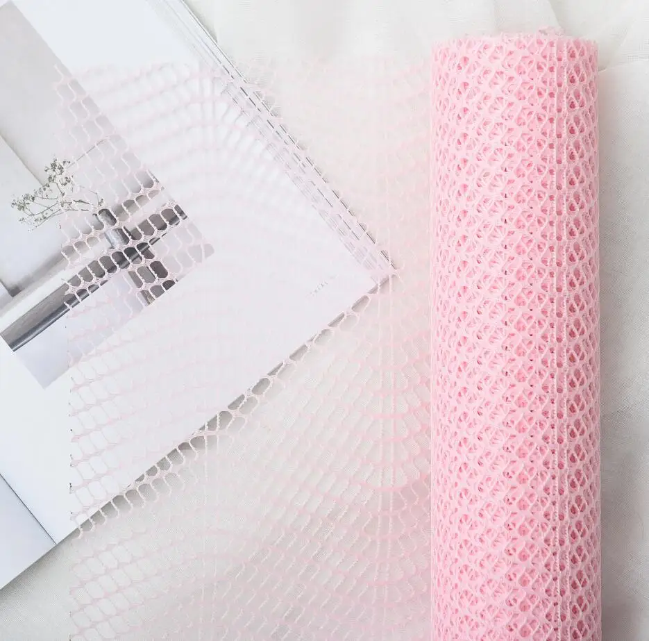 pink New Korean Wave Flowers Packaging Paper Material 50cm*5y Hollow Mesh Scrapbook DIY Decorative Bouquet Wrapping Craft Paper - Цвет: pink