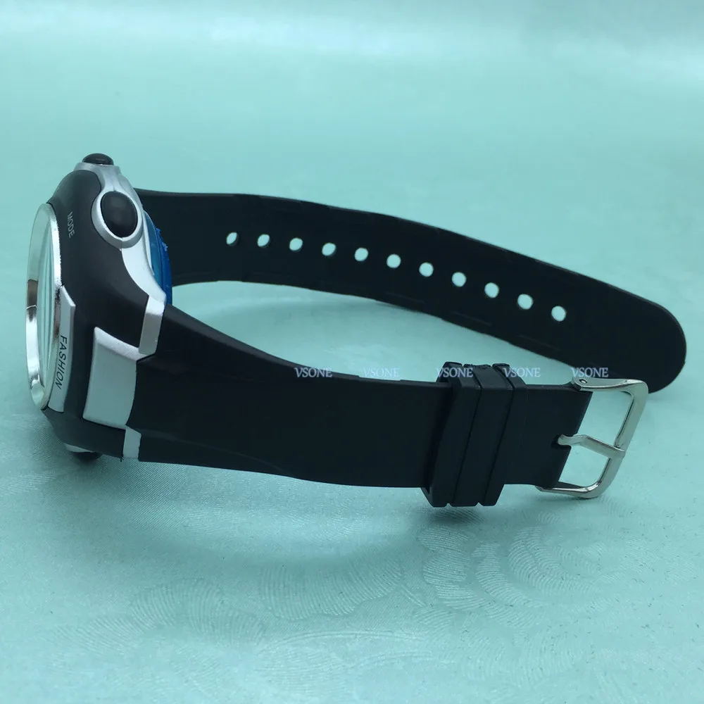 Японские цифровые говорящие часы для слепых людей или с дефектами зрения