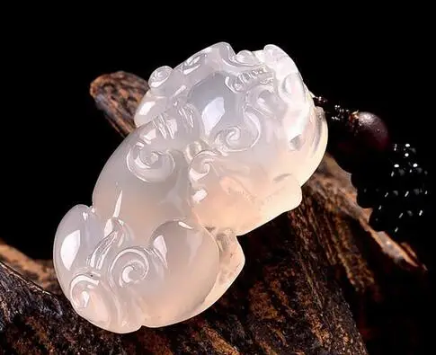 

Selling Jewelry>>>Lucky transfer white jadeite pendant pendant chalcedony
