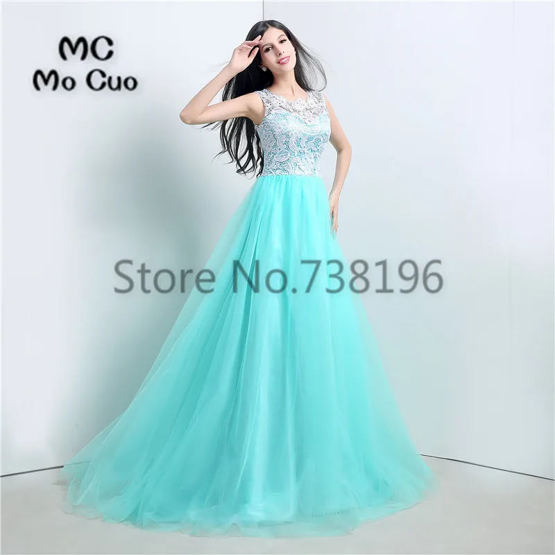 Женское вечернее платье с кружевом длинное темно синее аппликацией на пуговицах