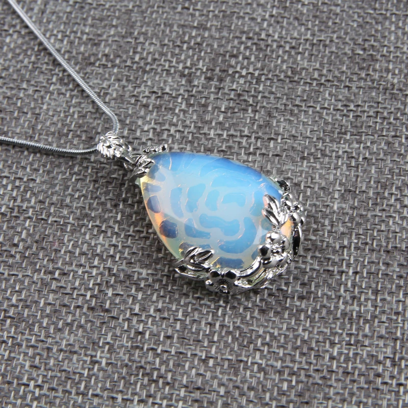 Подвески с натуральными каплевидными цветами листьями и опалом колье