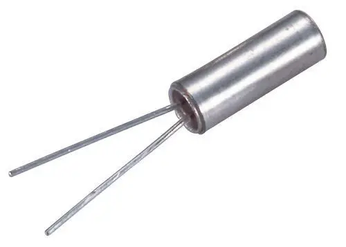 

Free Shipping 20PCS 32.768 kHz 32.768k Hz Crystal Oscillator 3 x 8 mm Cylinder
