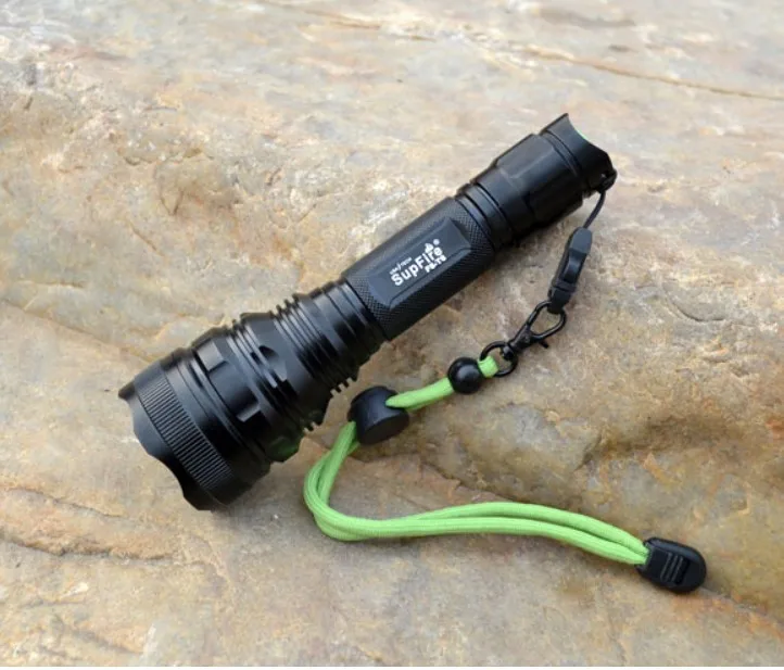 SuperFire F6-T6 XML T6 5-Mode 1100 Lumen LED Flashlight With 2800mAh Battery and Charger+ Color Box Package | Освещение