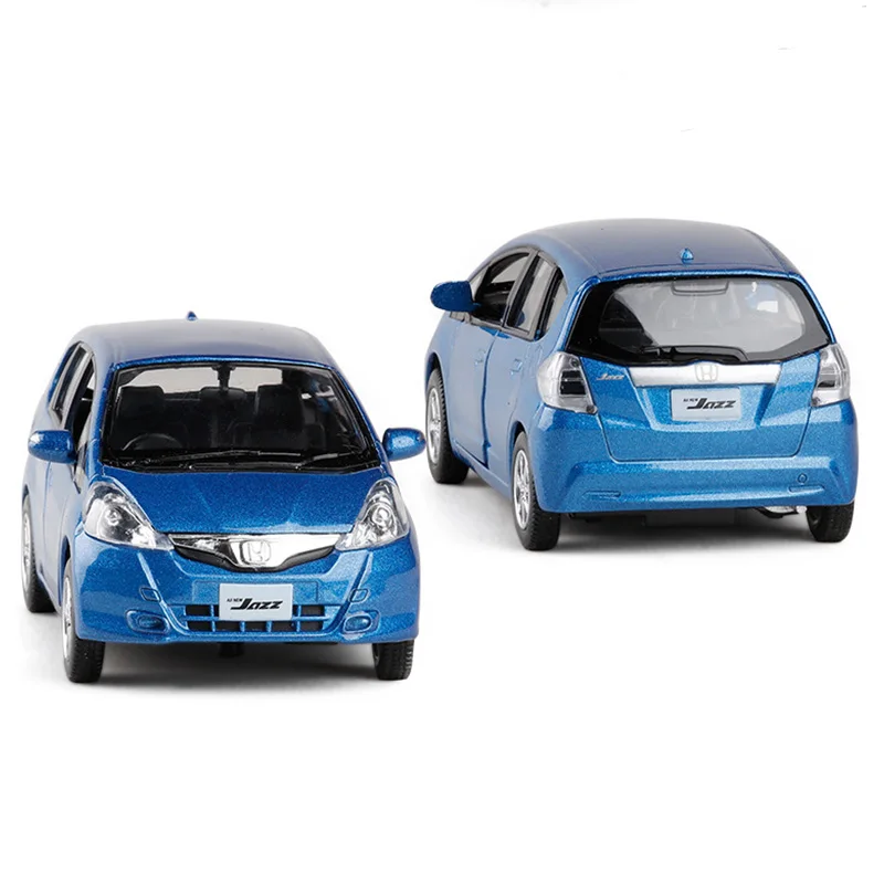 Модель автомобиля литая из металлического сплава масштаб 1:36|Наземный транспорт|