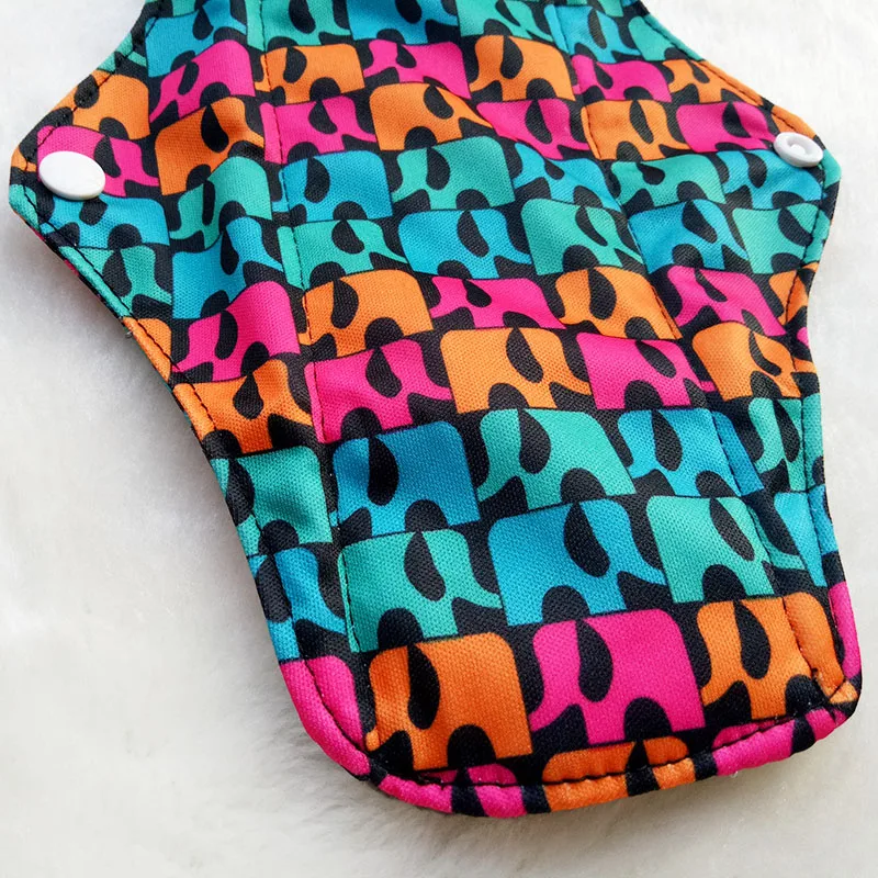 Lecy Eco Life Крылатая форма бамбуковый уголь Многоразовые водонепроницаемые