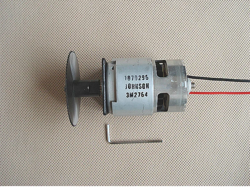 12 V-18 V на холостом ходу, оборот в минуту(ток мотор с пилы Набор как для мини автоматическая газонокосилка изделия из дерева автомат для резки