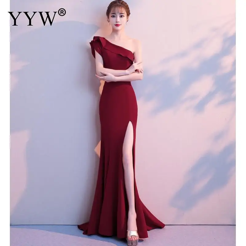 wine red color Женское сексуальное красное вечернее платье на одно плечо с рюшами, вечерние платья для выпускного вечера, элегантное облегающее Клубное платье в пол с разрезом сбоку - Цвет: wine red color