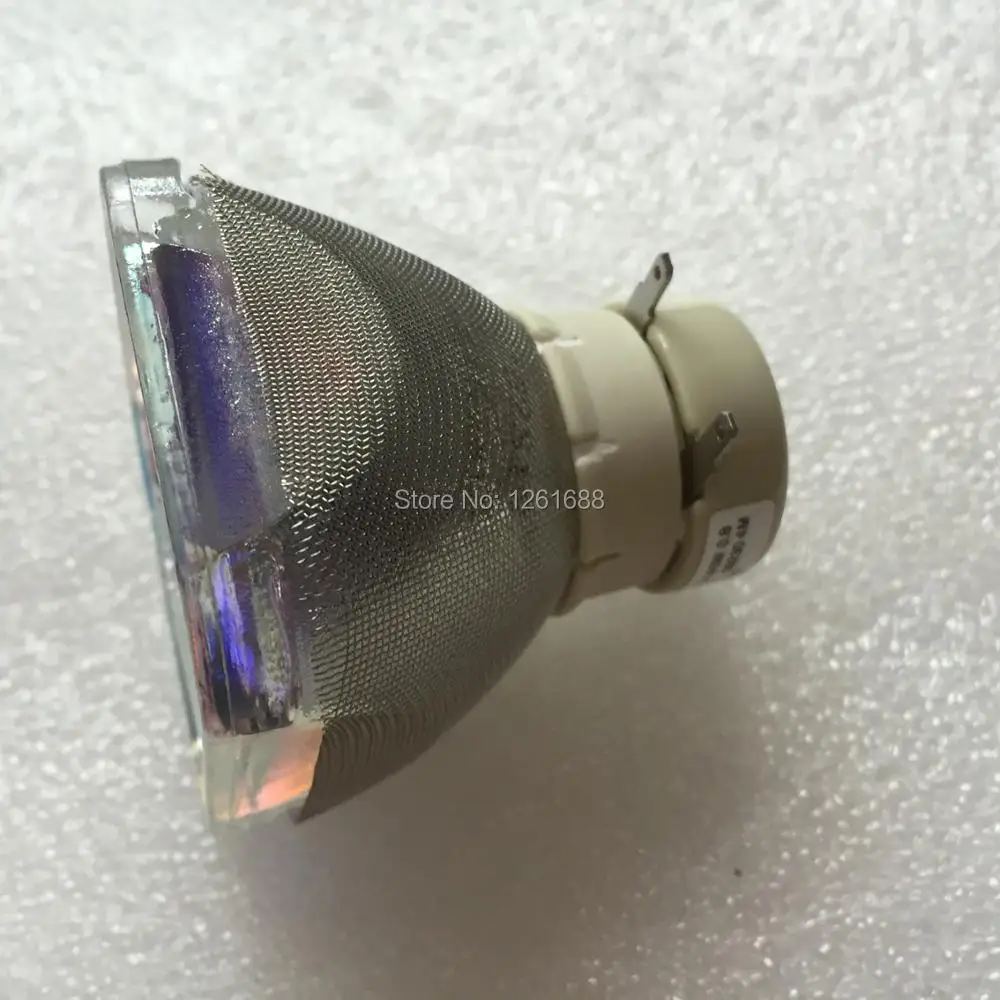 

DT01021 projector lamp for Hitachi HCP-4020X/HCP-4030X/HCP-4050X projector