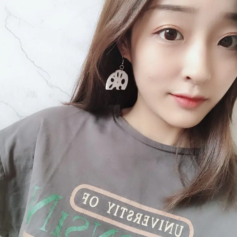 

Girls fashion earrings Acrylic eardrop Whimsy irregular earrings female cheese earrings White lotus root Asymmetric earrings