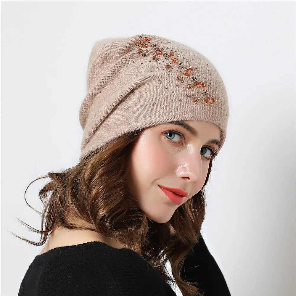 Зимние вязаные шапки для женщин Skullies Beanies с теплой подкладкой со стразами beanies шапка для женщин, хорошее качество шапки из ангорской шерсти - Цвет: C