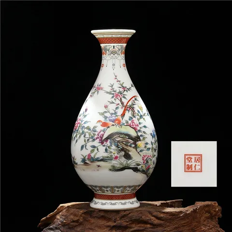 Коллекция антикварной фарфоровой вазы с цветочным рисунком и птицами в городе рентанг, в китайской стране