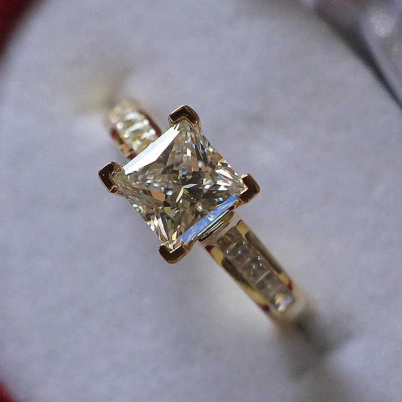 

Luxury 2Ct Real Moissanite Test Positive Engagement Ring Solid 18K 750 Yellow Gold Wedding Ring florid Golden Jewelry for Women