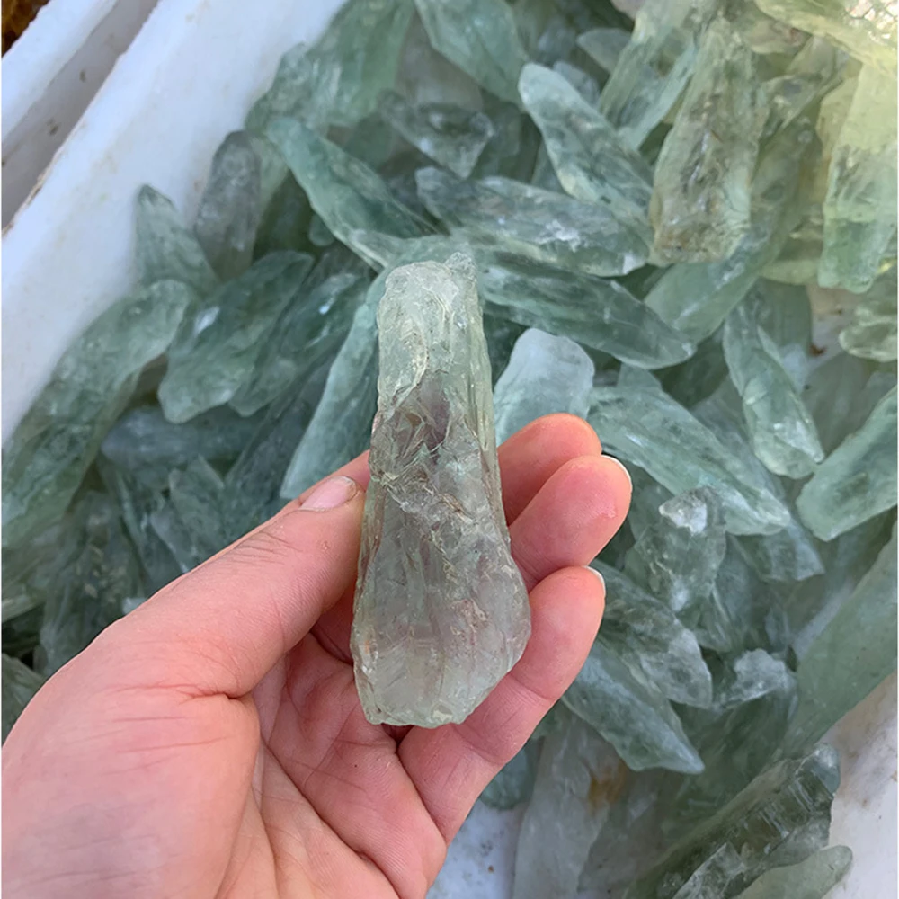 DS натуральные зеленые кварцевые кристаллы необработанные камни