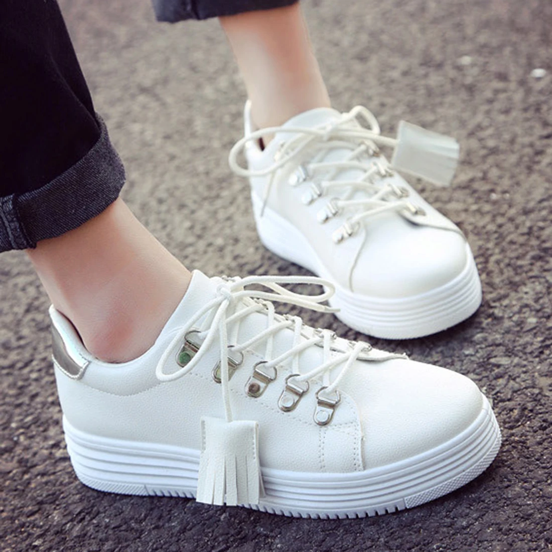 Круглый Носок Кисточкой Обувь Женщины ИСКУССТВЕННАЯ Кожа Случайные Белые Туфли