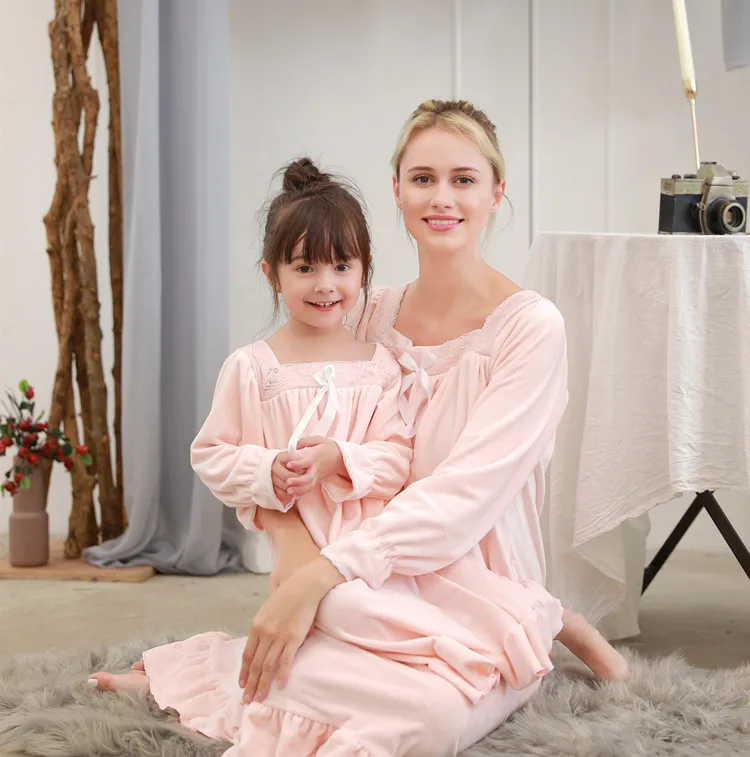 Winter Spring Daughter and Mother Rabbit Velvet Nightgowns Childern Thermal Cashmere Night Dress Retro | Женская одежда