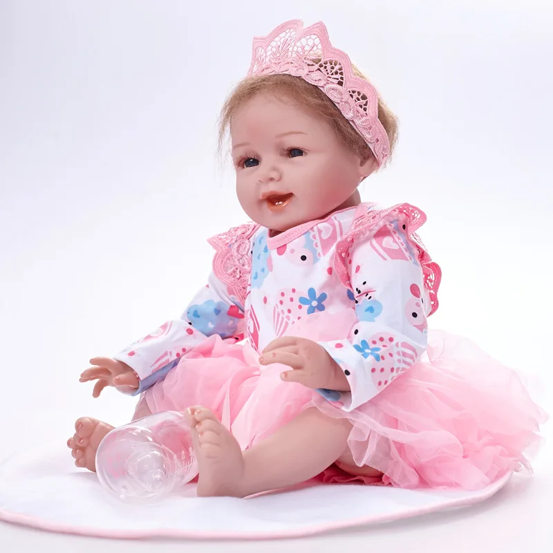 Кукла новорожденная Реалистичная кукла из ткани с красивым платьем подарок на