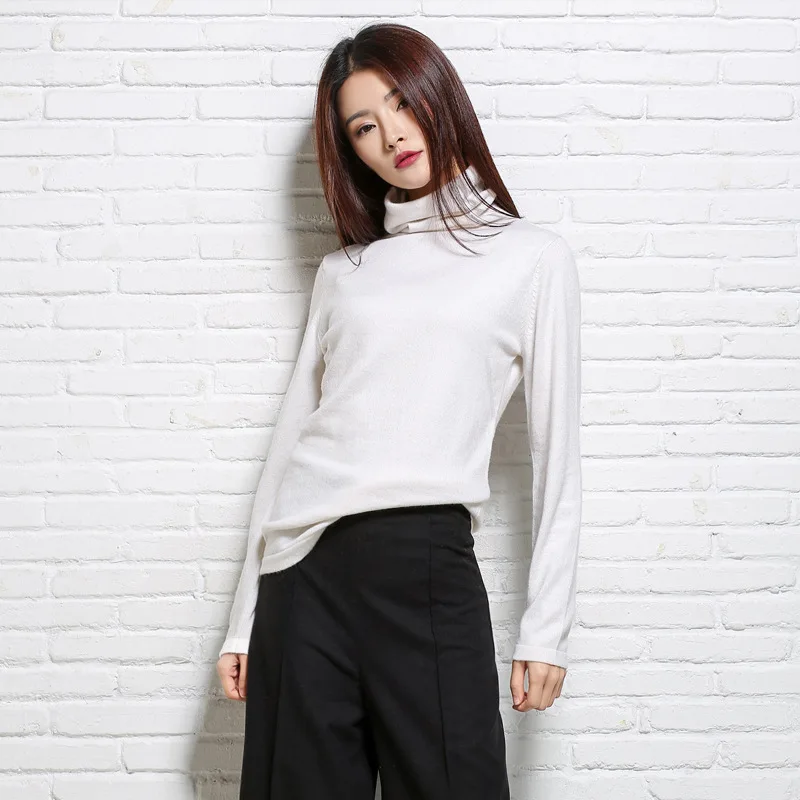 New 2017 Autumn-Winter Female Sweater Fashionable elegant cashmere sweater in solid color with long sleeves and high collar | Женская