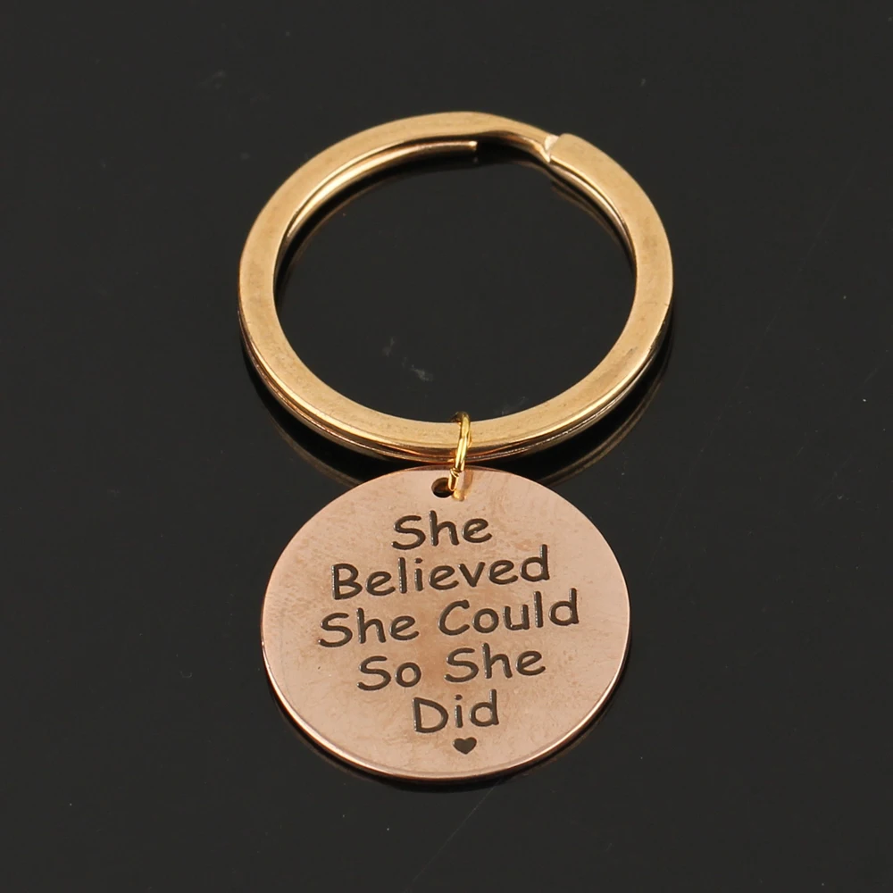 Модный ручной штампованный она верила что может так сделать ювелирные изделия