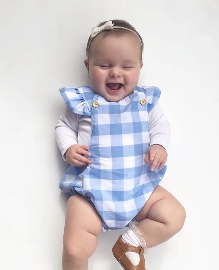 2017 Милая одежда для маленьких девочек летний комбинезон в синюю и белую клетку с