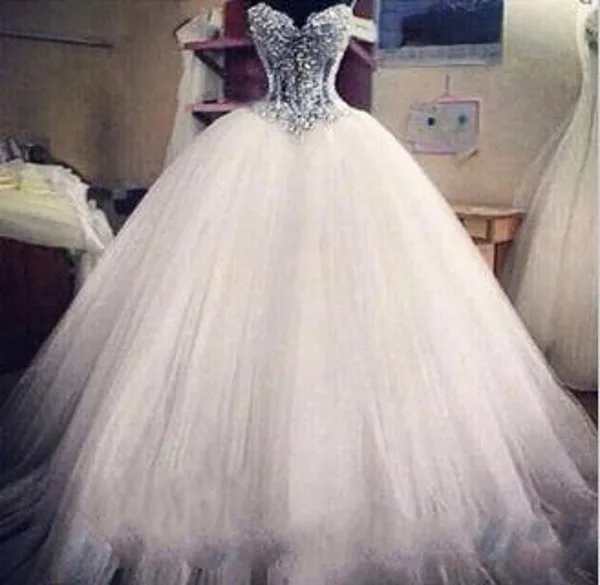 Luxury Wedding Dresses 2017 With Pearl Beads Unique Arabic Bridal Gowns Sweetheart White Tulle Princess | Свадьбы и торжества
