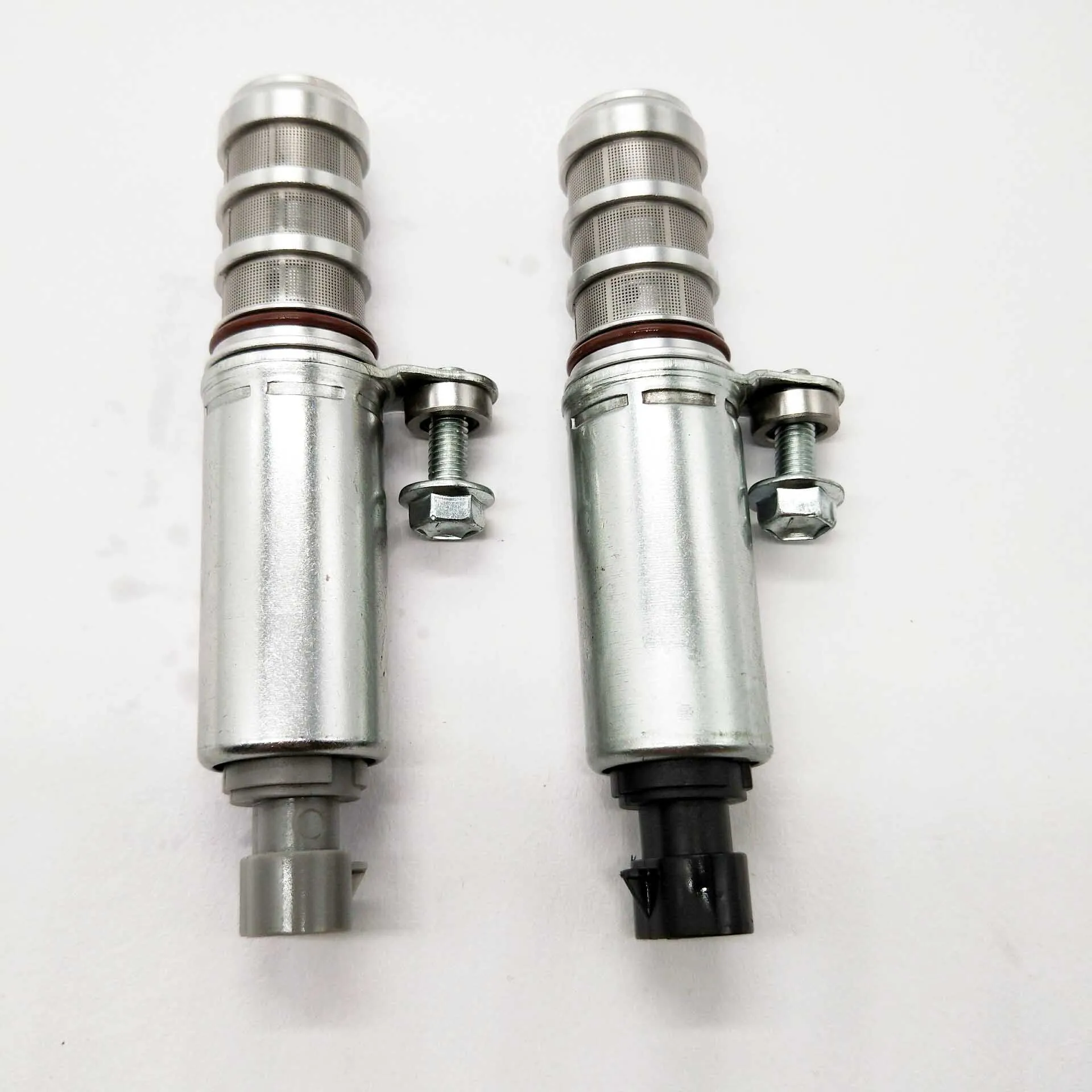 

2PCS 12655420 12655421 Intake Exhaust Camshaft Position Actuator Solenoid For G M Chevy Cobalt HHR Malibu 2.0L 2.2L 2.4L Engines