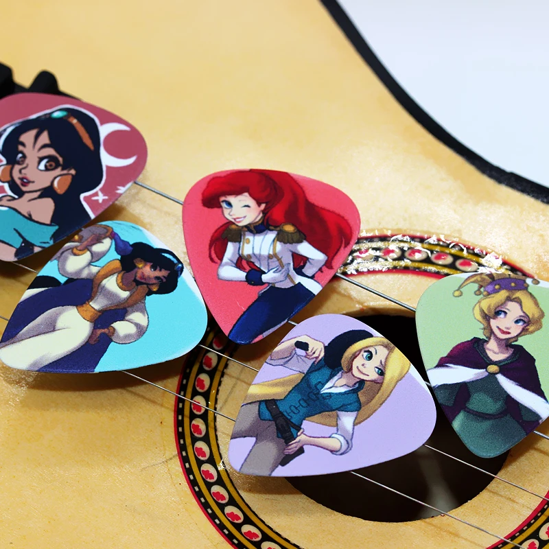 SOACH 10pcs Newest The cartoon princess Guitar Picks Thickness 0.46mm guitar pick ukelele Accessories | Спорт и развлечения
