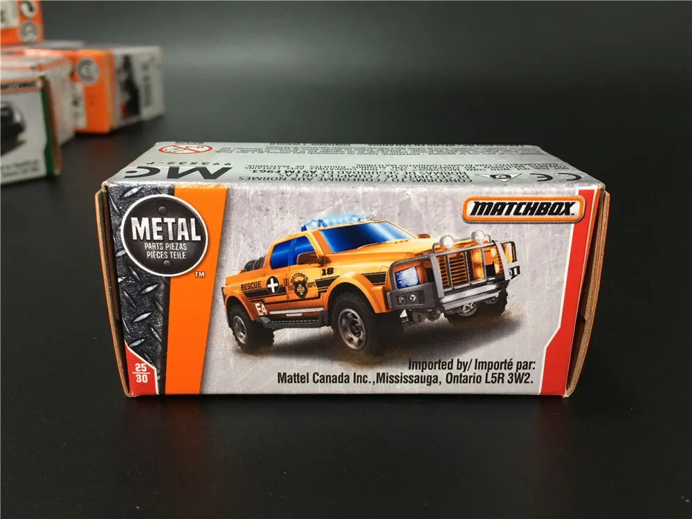 2019 спичечный коробок автомобиля 1:64 спортивные металлические Материал тела