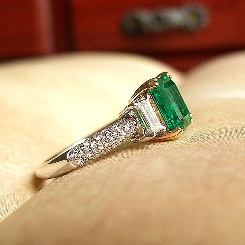 Colombian Solid 18K White Gold 0.7ctw Green Emerald Moissanite Ring Side Bagaguette Accent Luxury Fine Jewelry For Women | Украшения и
