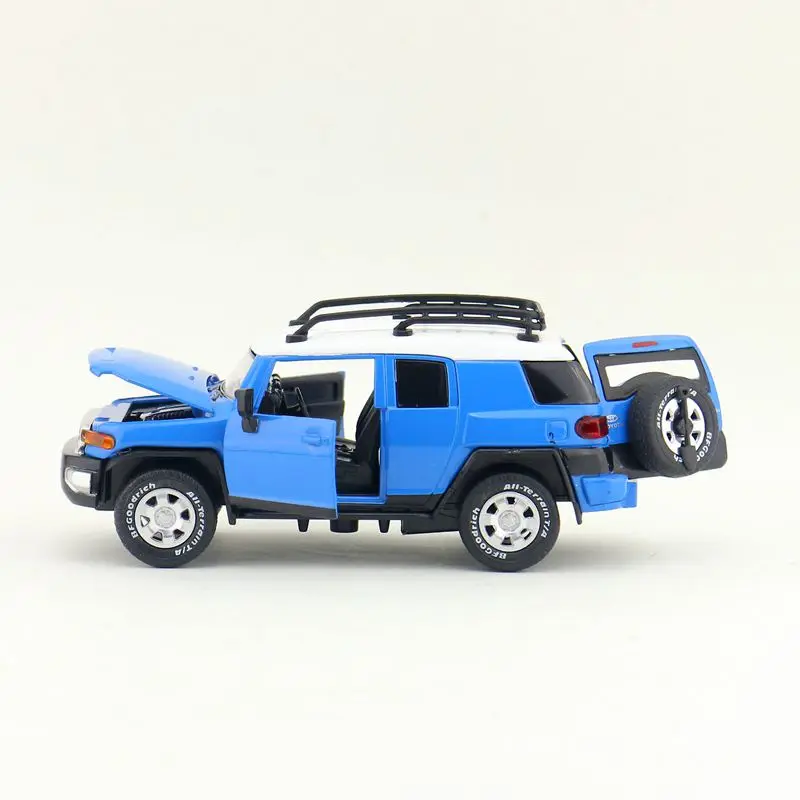 Автомобиль TOYOTA FJ Cruiser SUV 1:32 со звуком и светом образовательная коллекция подарок