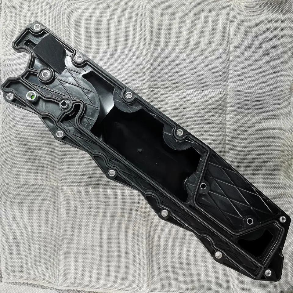 Крышка клапана двигателя с прокладкой для Volvo Cyl Turbo S80 V70 XC70 3 0 31319643 30788442 30788484 30757664| |